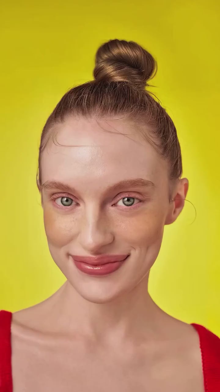 Cargar vídeo: Eqqualberry Vitamin Illuminating Serum - Vitamina C